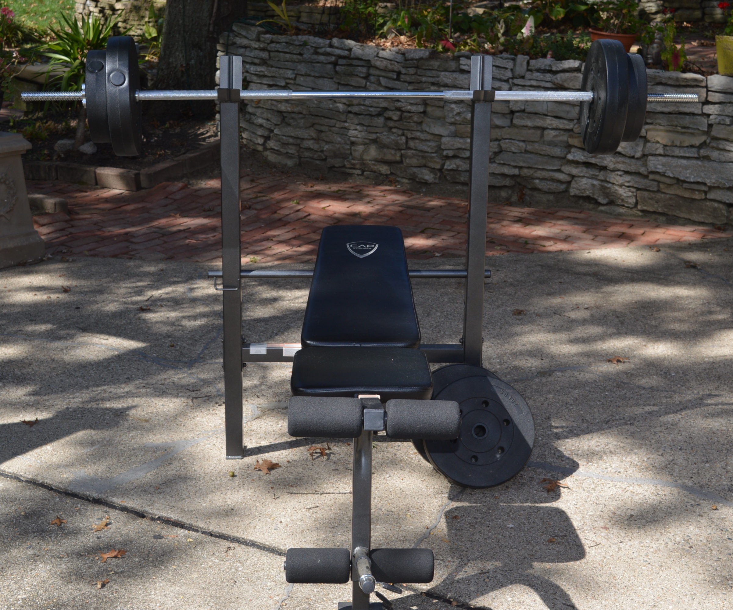 Weight Bench with Leg Lift Station, Bar and Weights EBTH