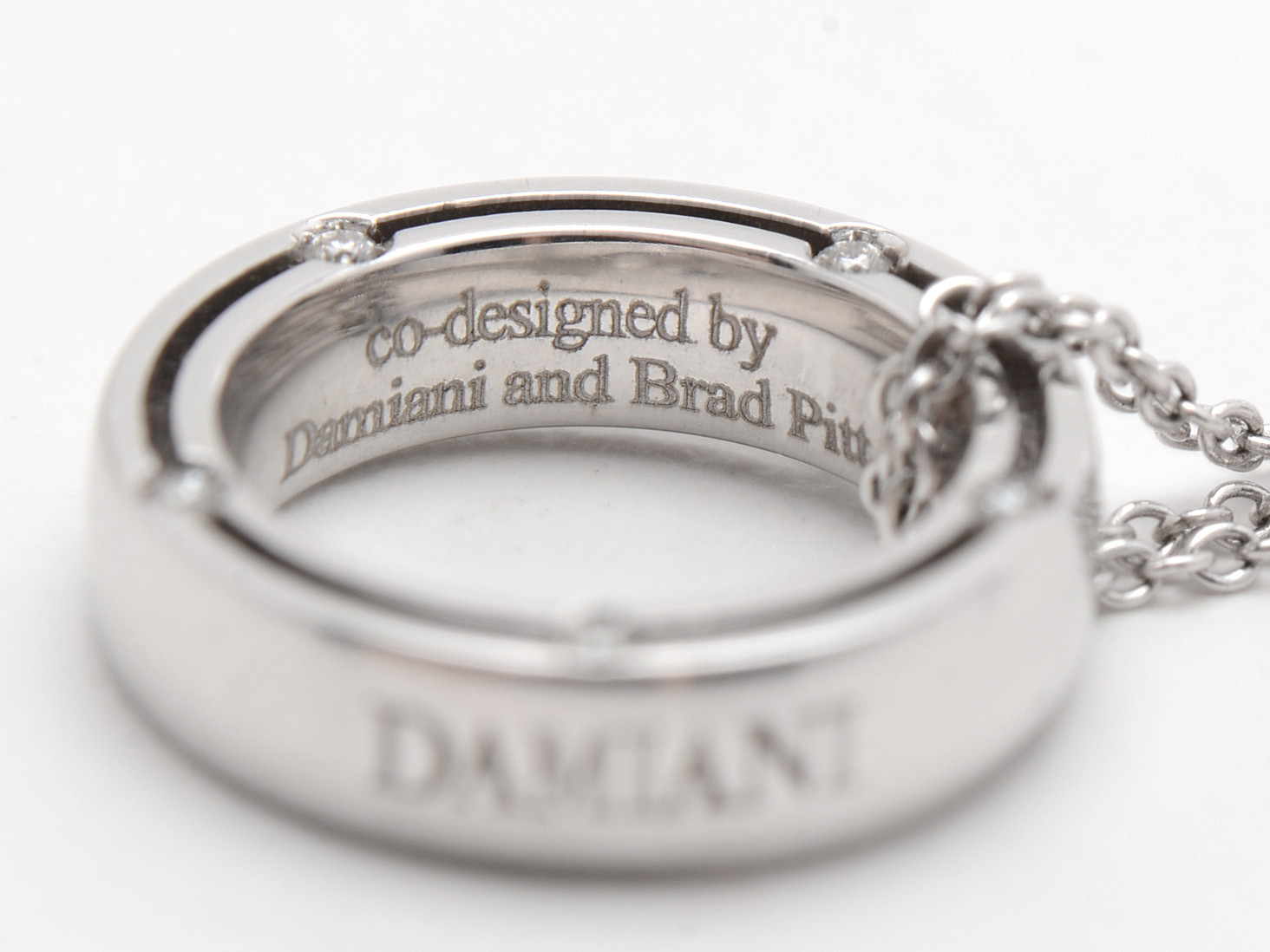 Damiani and Brad Pitt Designed 18K White Gold and Diamond Circle