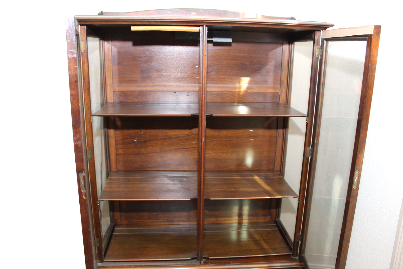 Antique Queen Anne Mahogany China EBTH