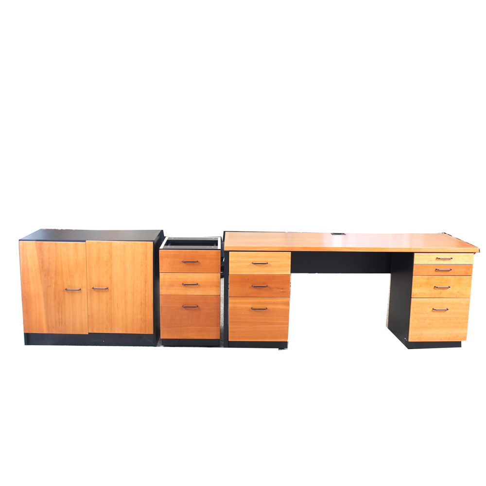 Techline Kneehole Office Desk with EBTH