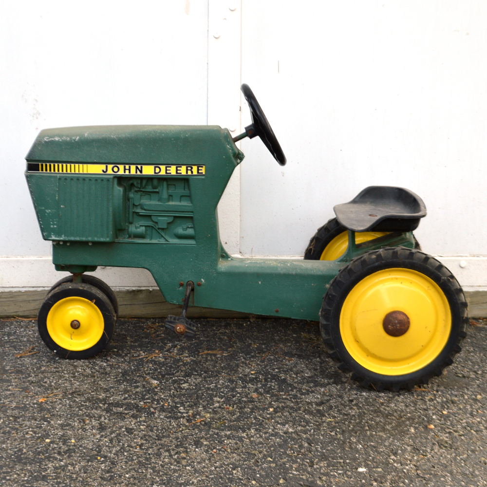 cast aluminum john deere pedal tractor