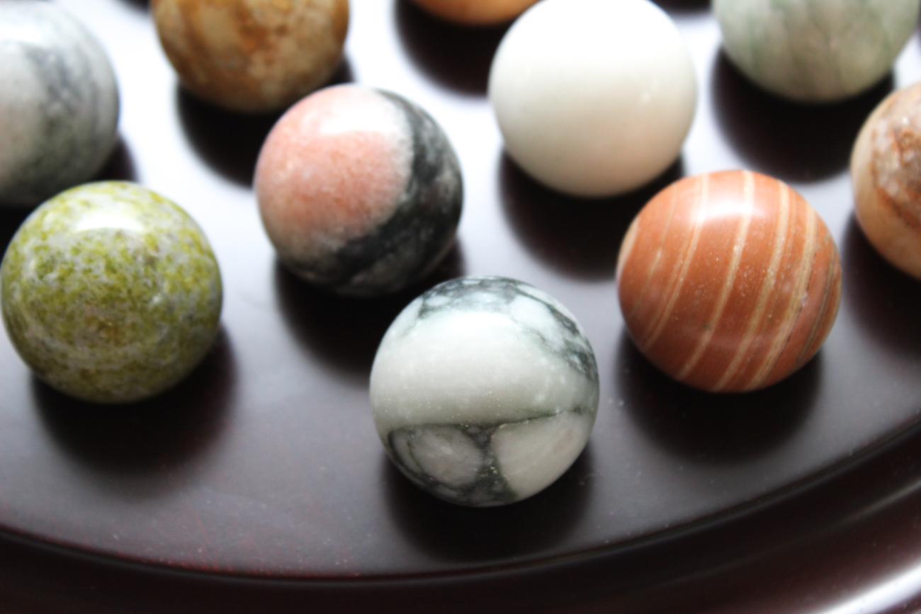 Bombay Company Marble Solitaire Game EBTH