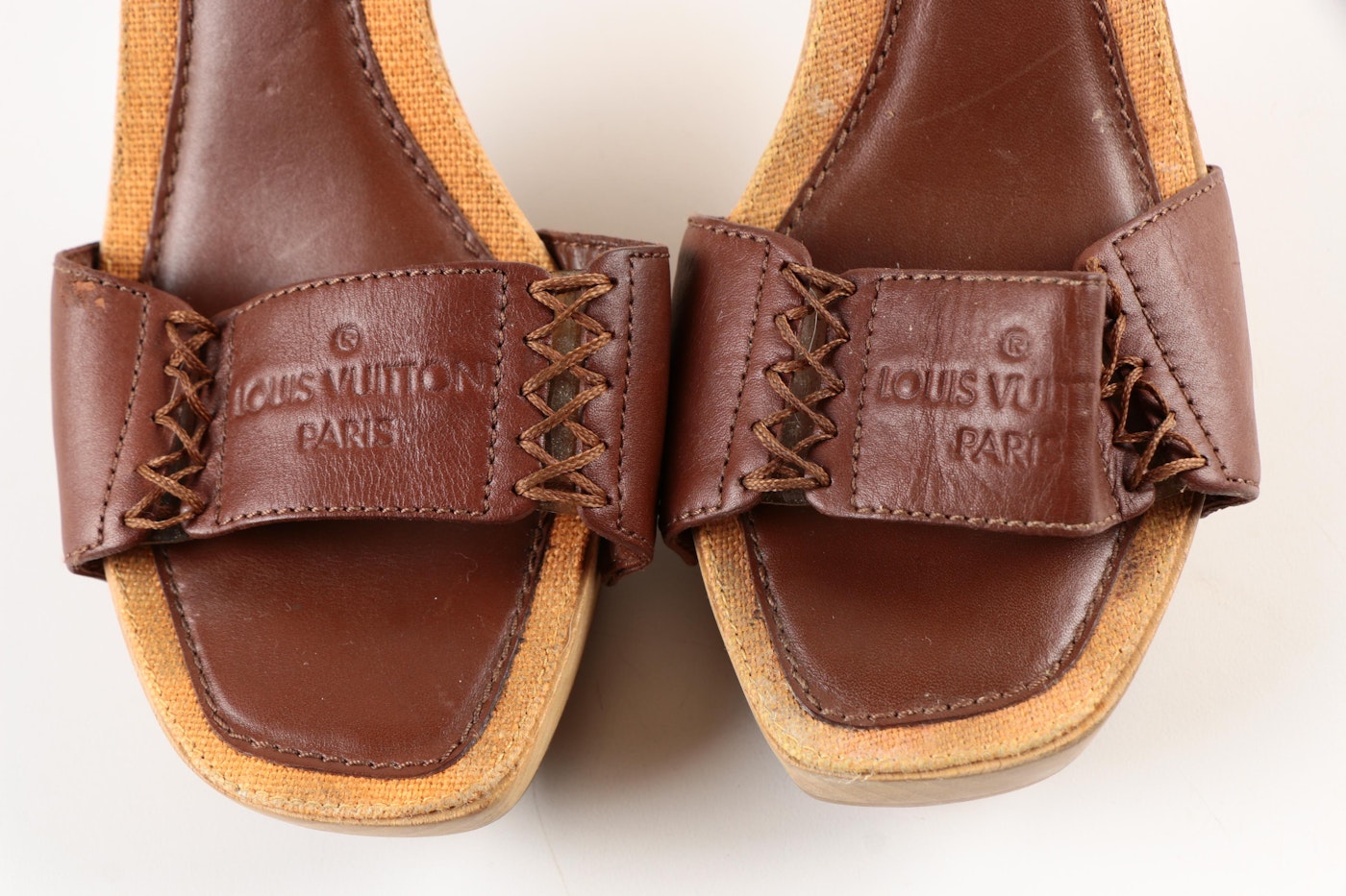 LOUIS VUITTON beige Monogram Vernis leather MARY JANE Pumps Shoes 37.5