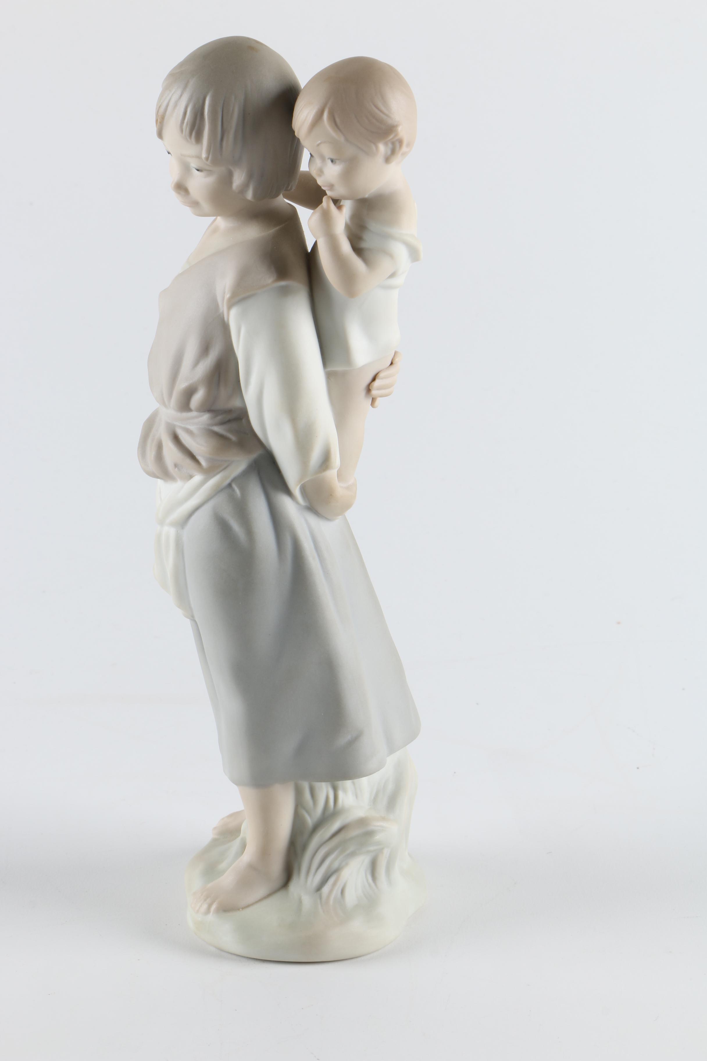 Lladro Porcelain Figurine Mother and Child Piggyback EBTH