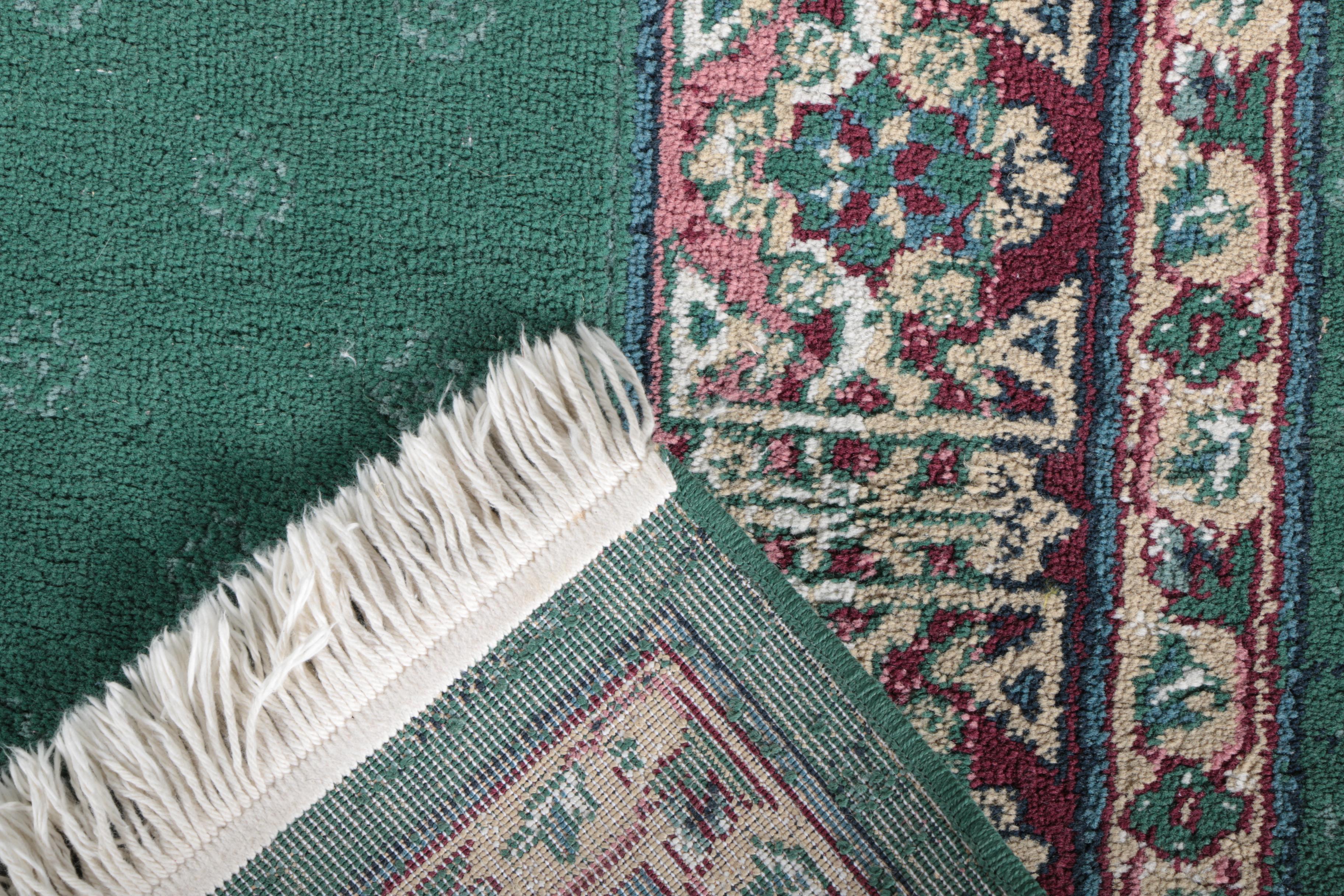 Machine Made "Cairo Collection" Area Rug by Oriental Weavers EBTH