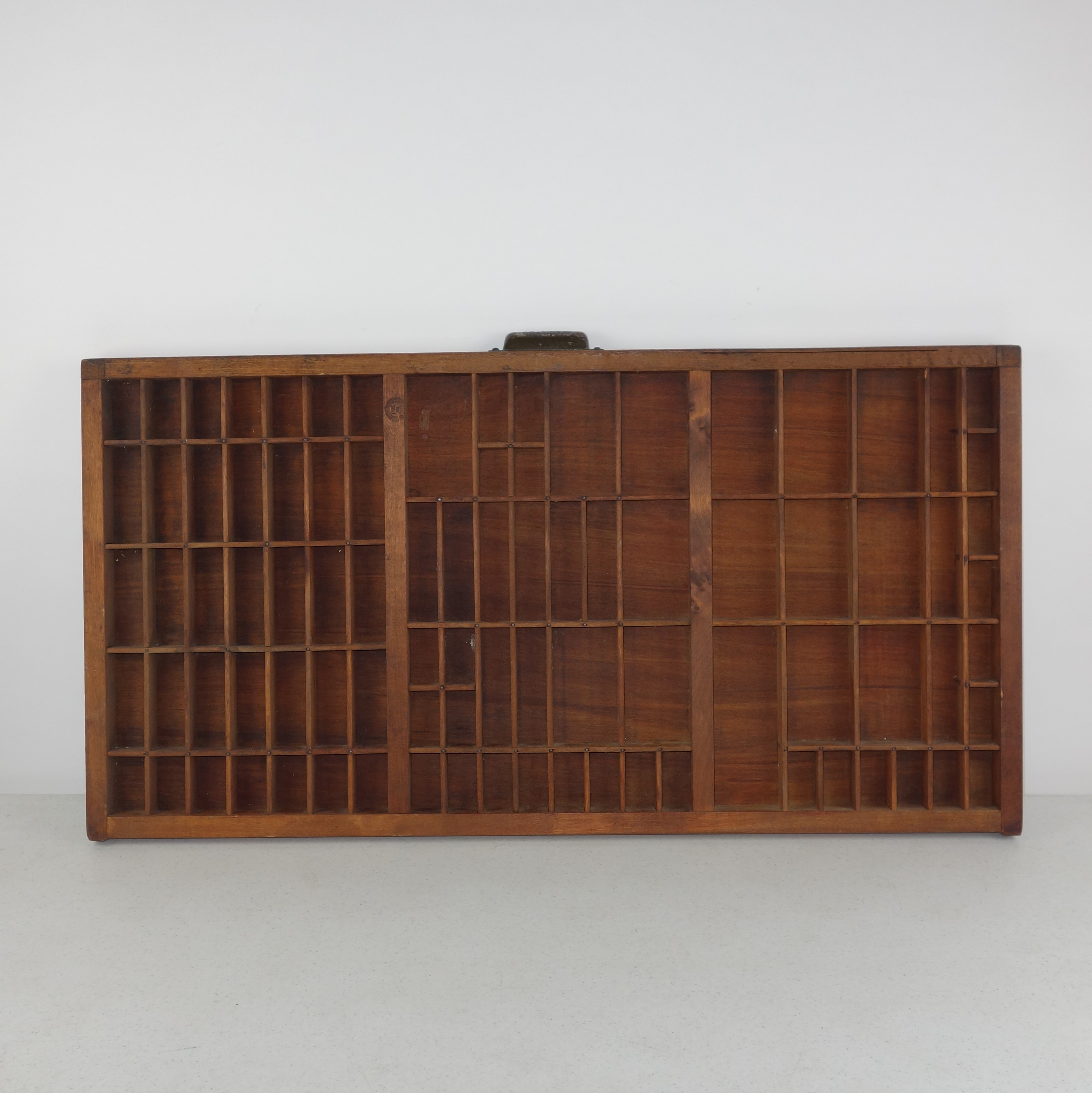 Antique Hamilton Mfg Co Printer S Cabinet Drawer Ebth