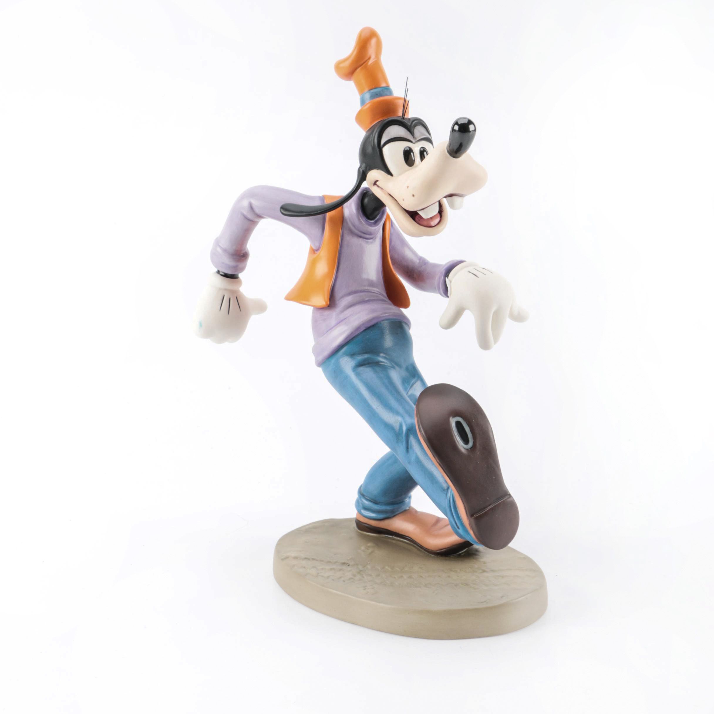 Walt Disney Classics Collection "Goofy" Figurine EBTH