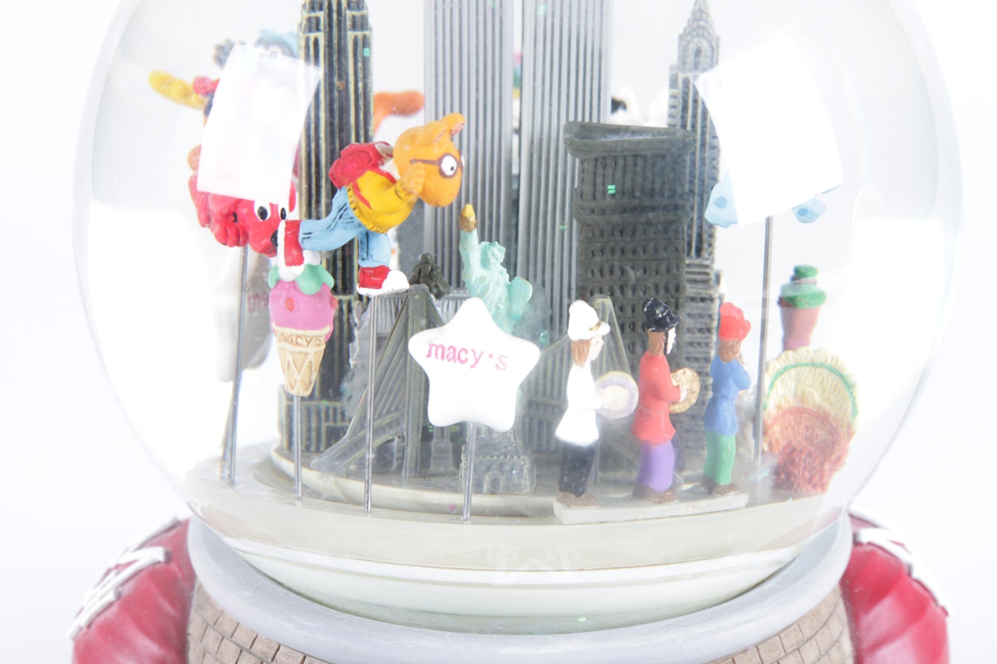 Pair of Macy&#39;s Thanksgiving Day Parade Snow Globes | EBTH