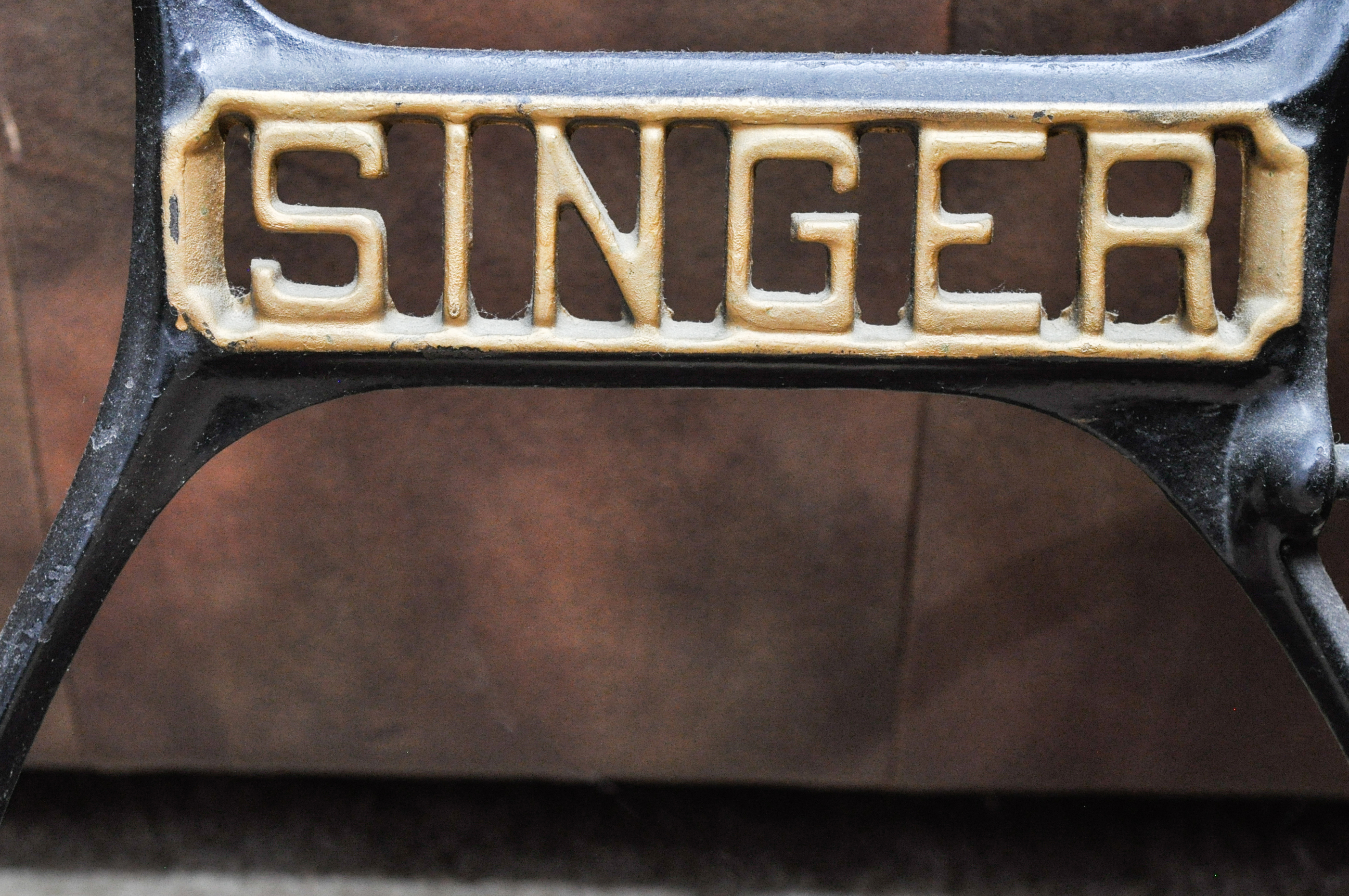 Glass Top with Vintage Singer Wrought Iron Sewing Machine Base EBTH