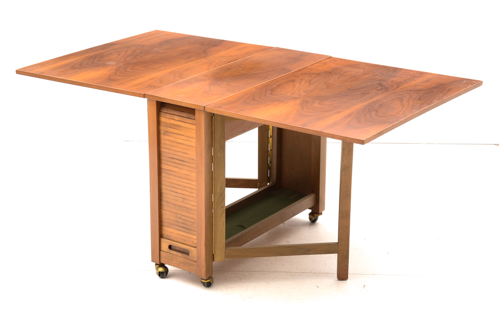 Mid Century Modern Romanian Folding Drop Leaf Table and Chairs EBTH