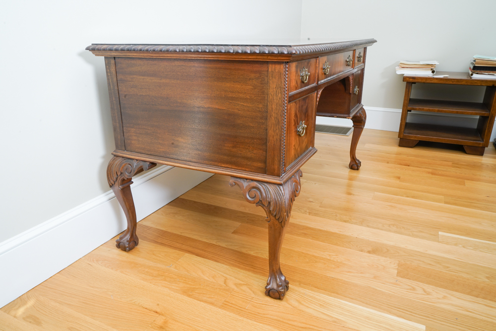 Vintage Mahogany Chippendale Style Desk and Chair by Flint and Horner Company EBTH
