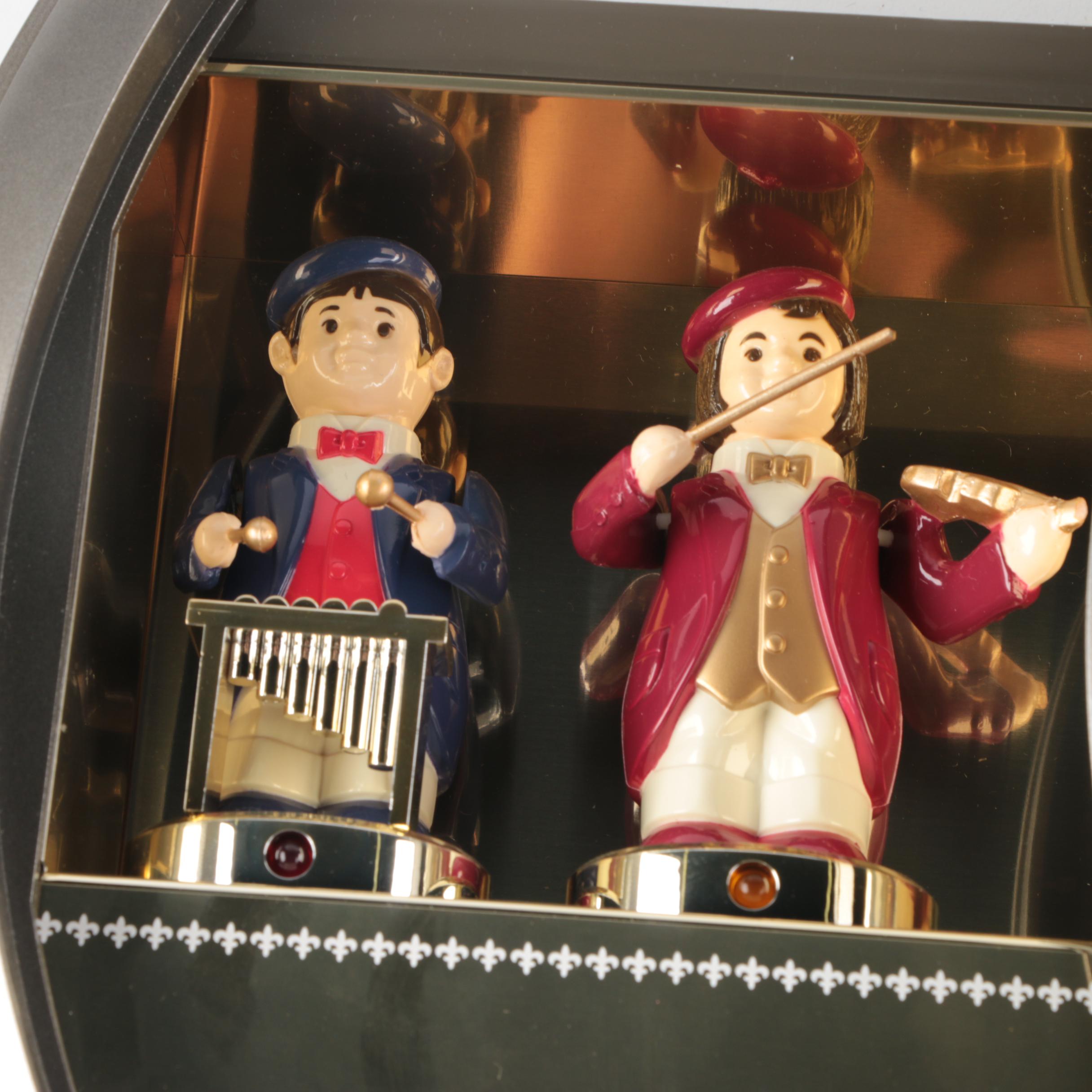 Rhythm Japan "Small World" Hourly Sound Clock EBTH