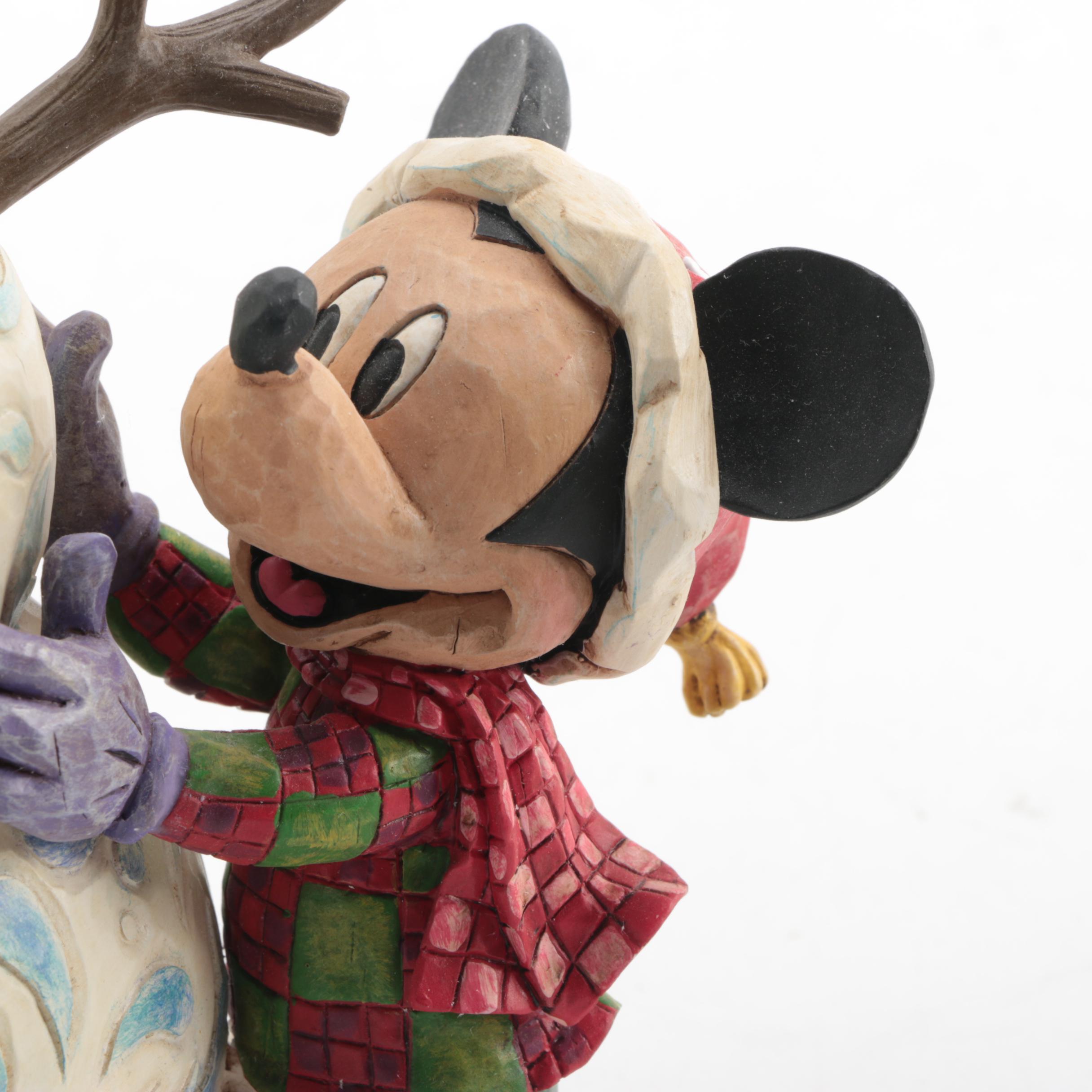 showcase figurines