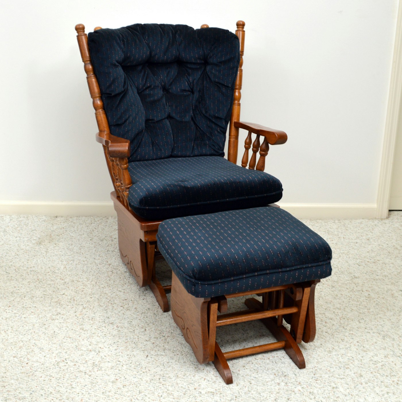 Best Chairs Glider And Ottoman - DW