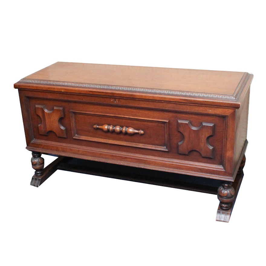 Vintage Cedar Lined Oak Hope Chest Ebth Vintage Cedar Lined Oak Hope Chest