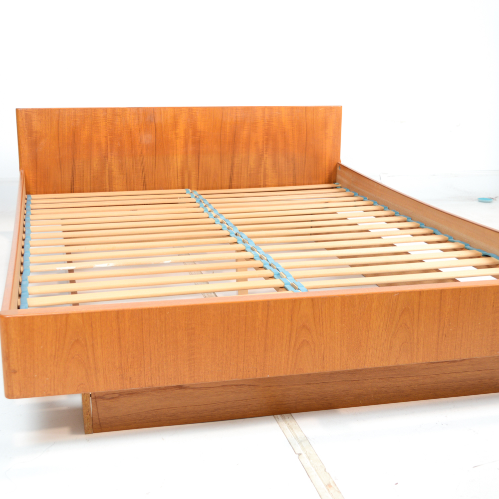 Vintage Danish Modern Teak Queen Bed Frame by W&B Mobler EBTH