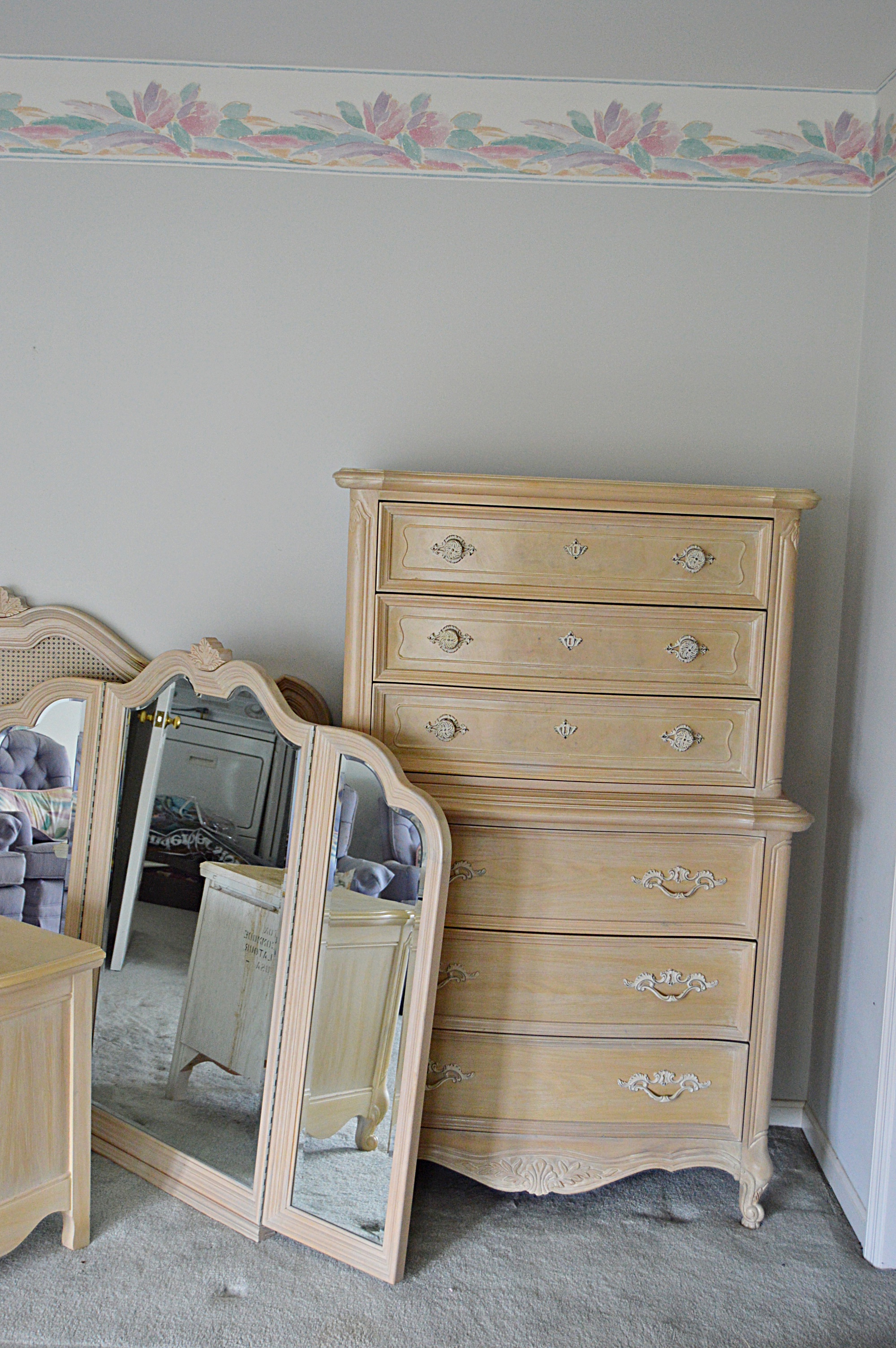 Lexington French Provincial Bedroom Suite EBTH