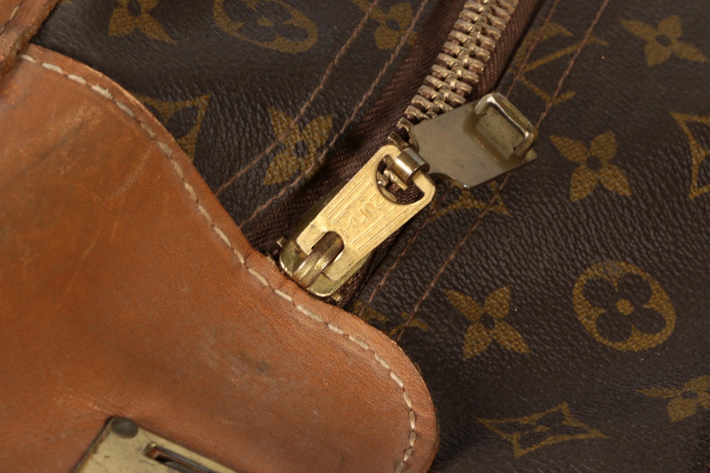 Vintage Louis Vuitton Monogram Suitcase with Buckle Straps : EBTH