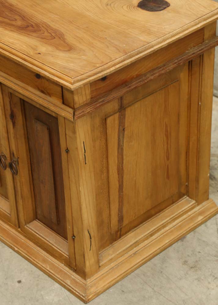 Southwestern Style Pine Side Table EBTH   IMG 2964 