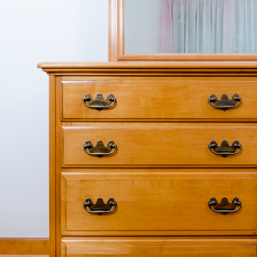 Maple Chippendale Style Four Piece Bedroom Set by Kling EBTH