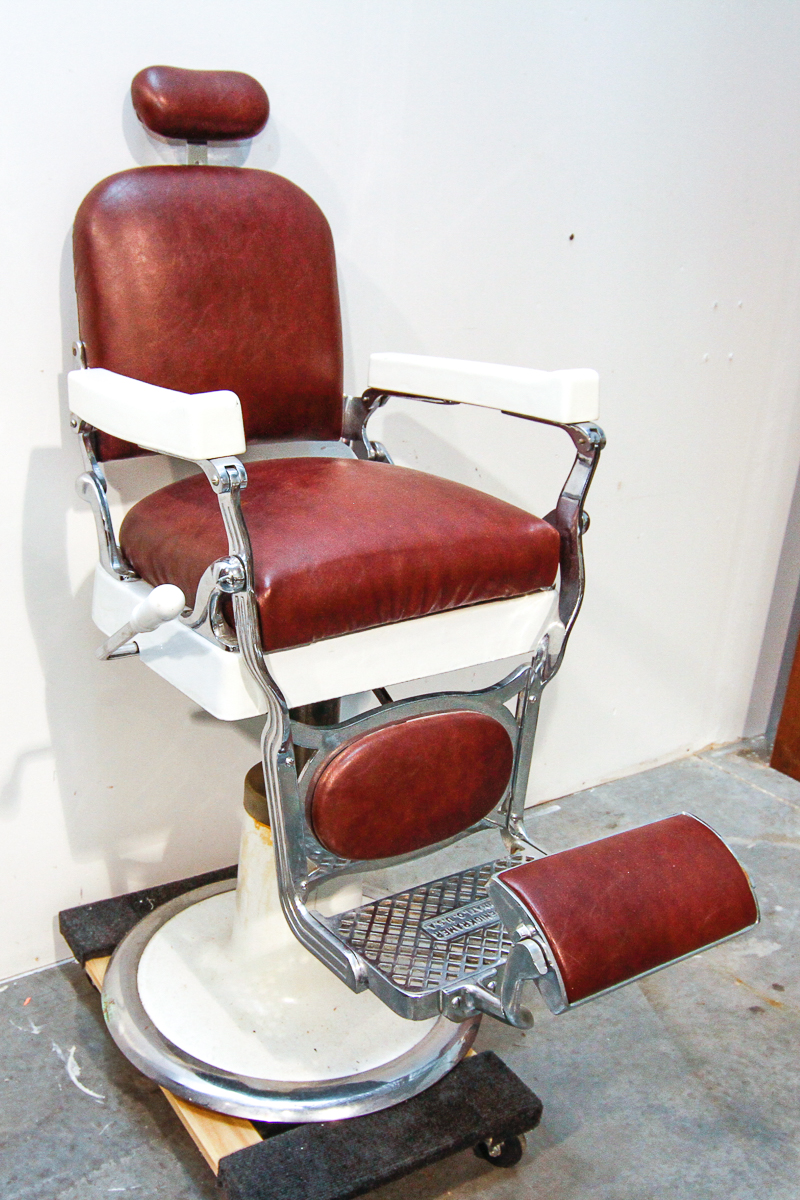 Vintage Barber Chair by Koenigkramer, Cincinnati, Ohio EBTH