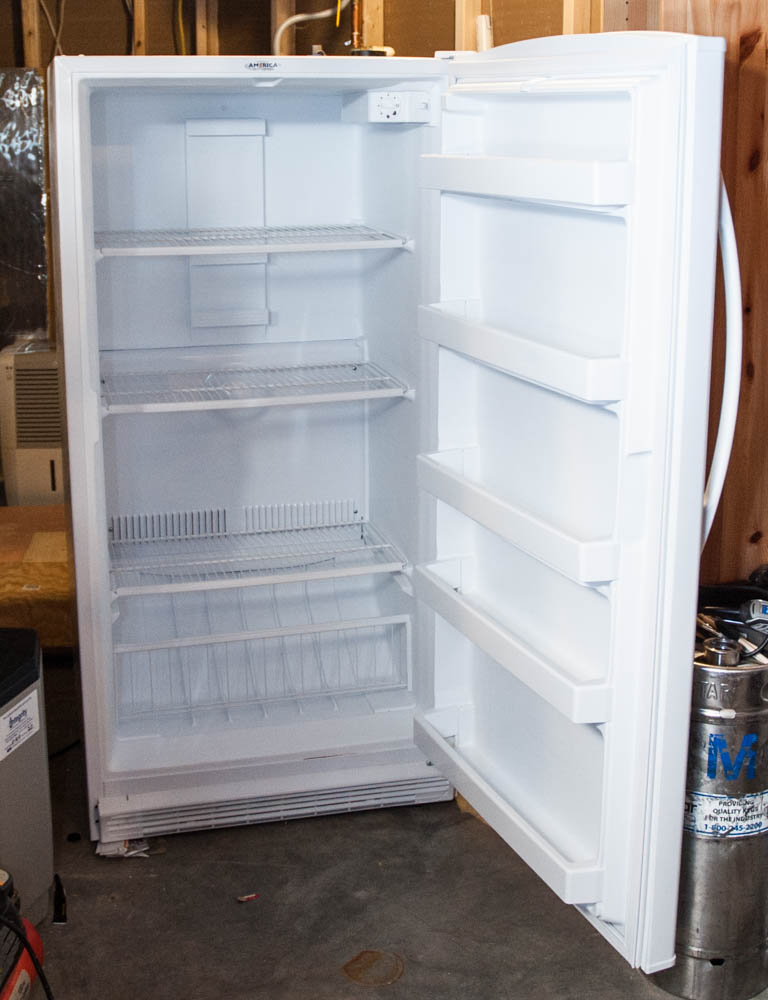 Maytag 15.8 cu. ft. Frost Free Upright Freestanding Freezer EBTH