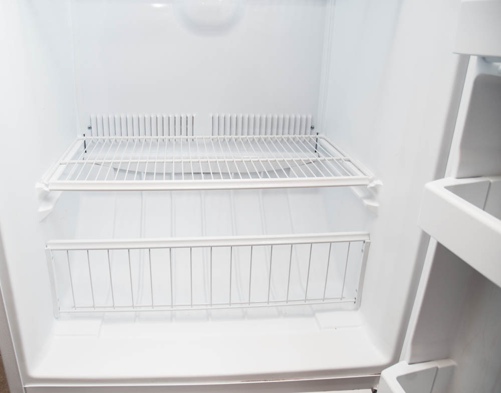 Maytag 15.8 cu. ft. Frost Free Upright Freestanding Freezer EBTH