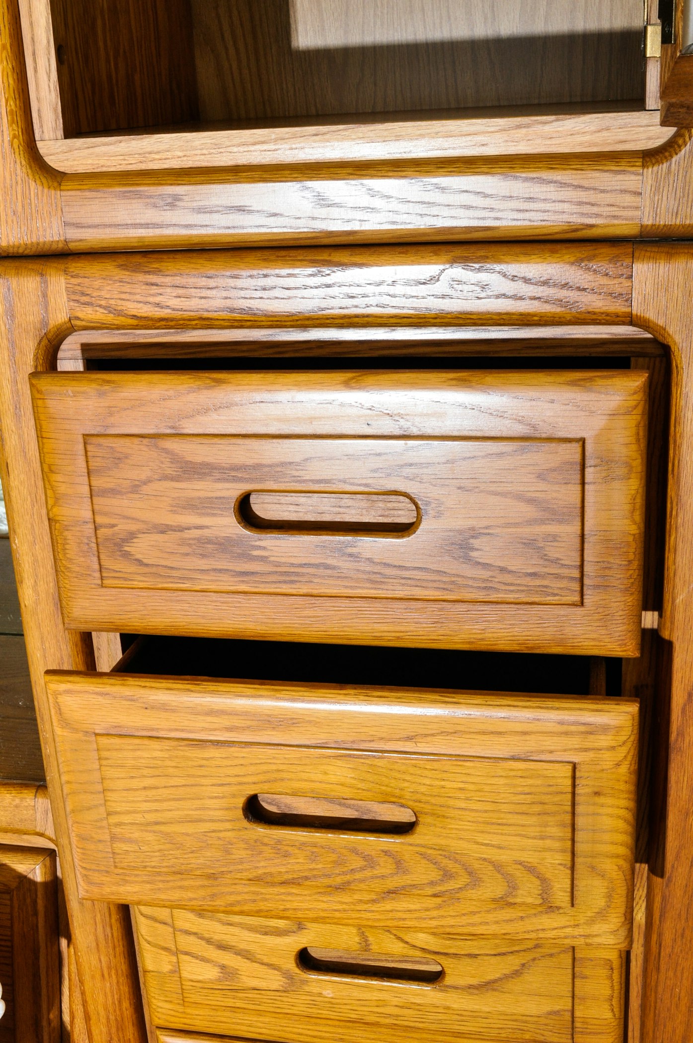 Oak King-Size Bed Frame With Light Bridge and Drawers | EBTH