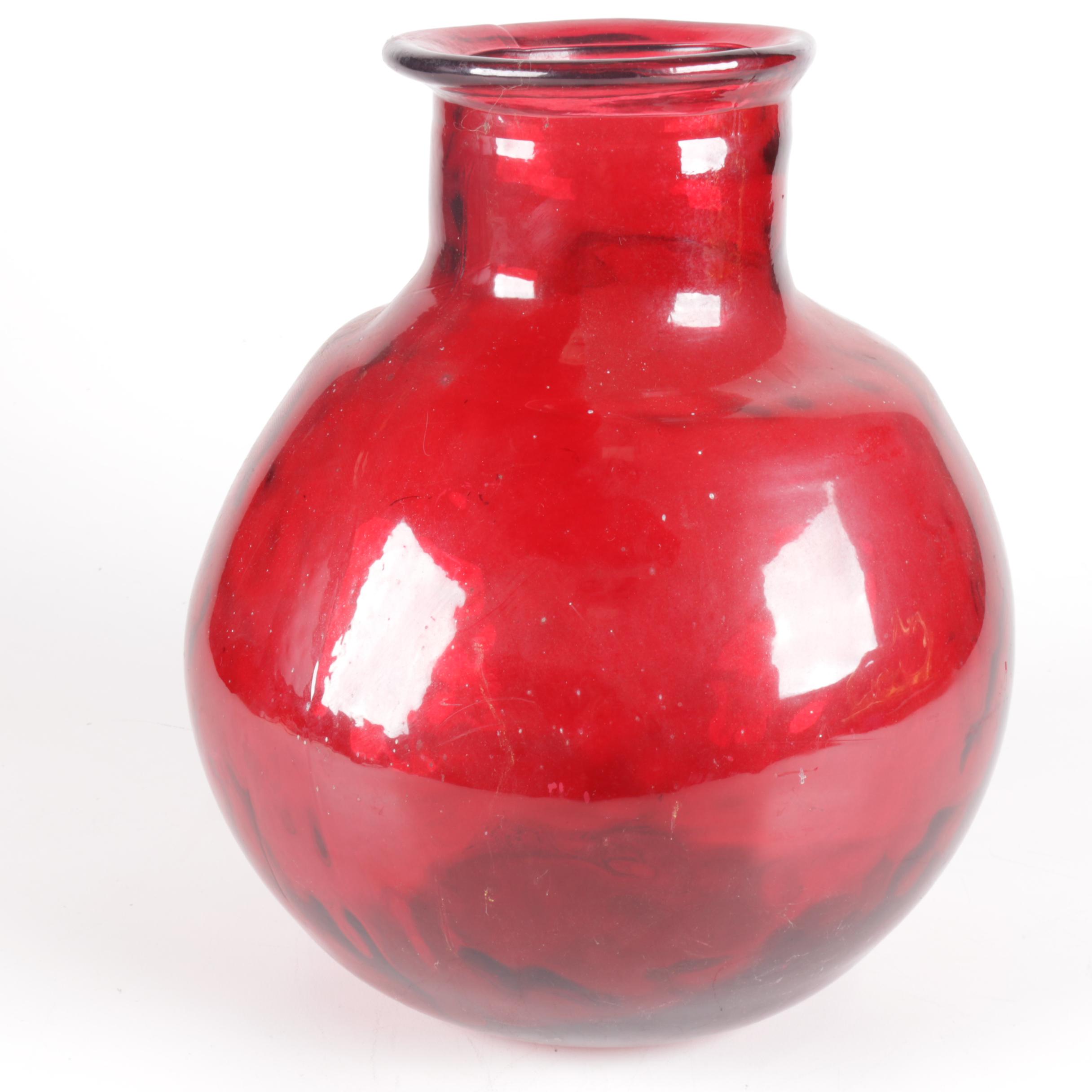 Red Glass Vase EBTH