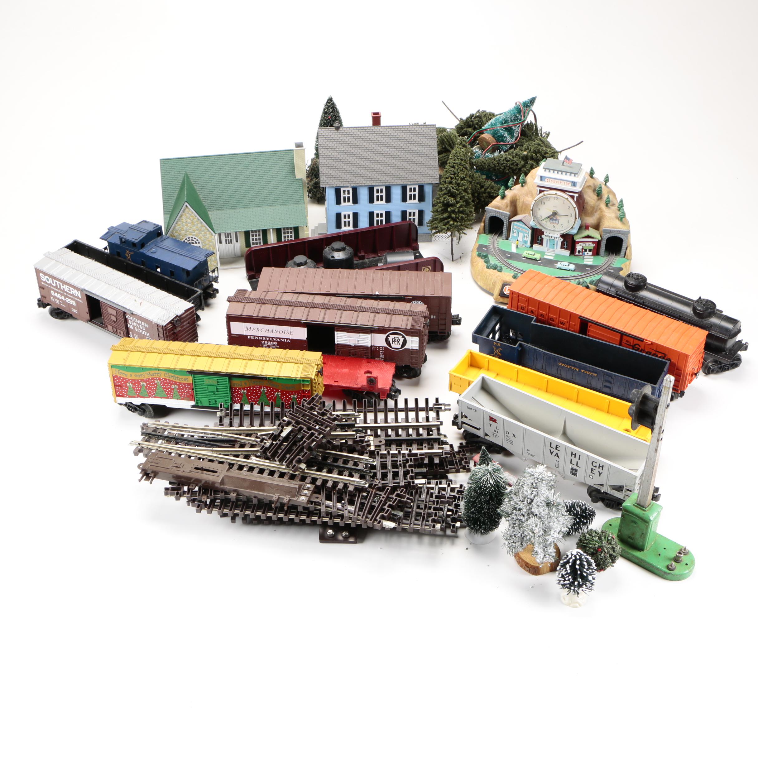 Lionel Clock with Train Cars   , Track, and Decorative 