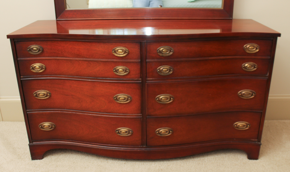 Vintage Hepplewhite Style Mahogany Bow Front Dresser with Mirror by