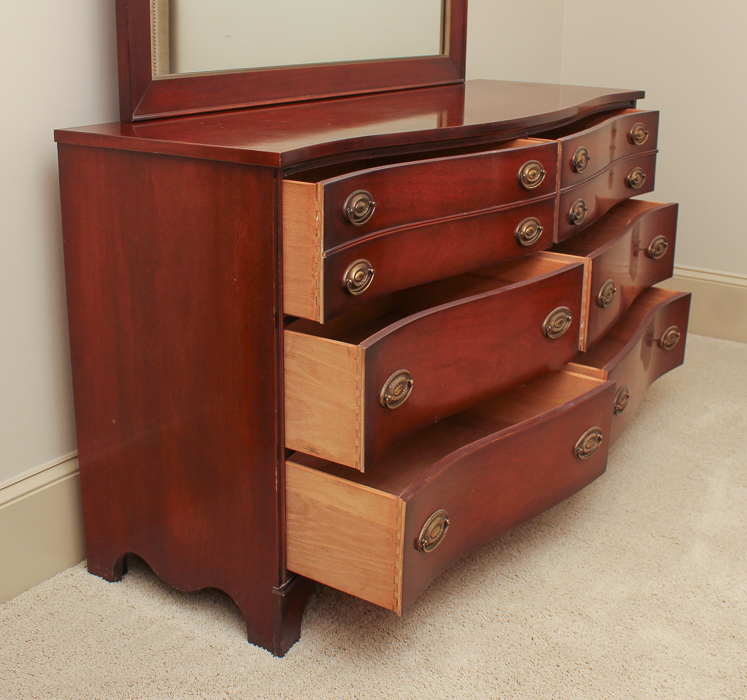 Vintage Hepplewhite Style Mahogany Bow Front Dresser with Mirror by