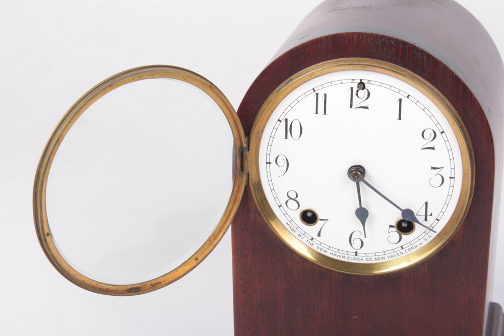 New Haven Clock Co. Mantel Clock EBTH