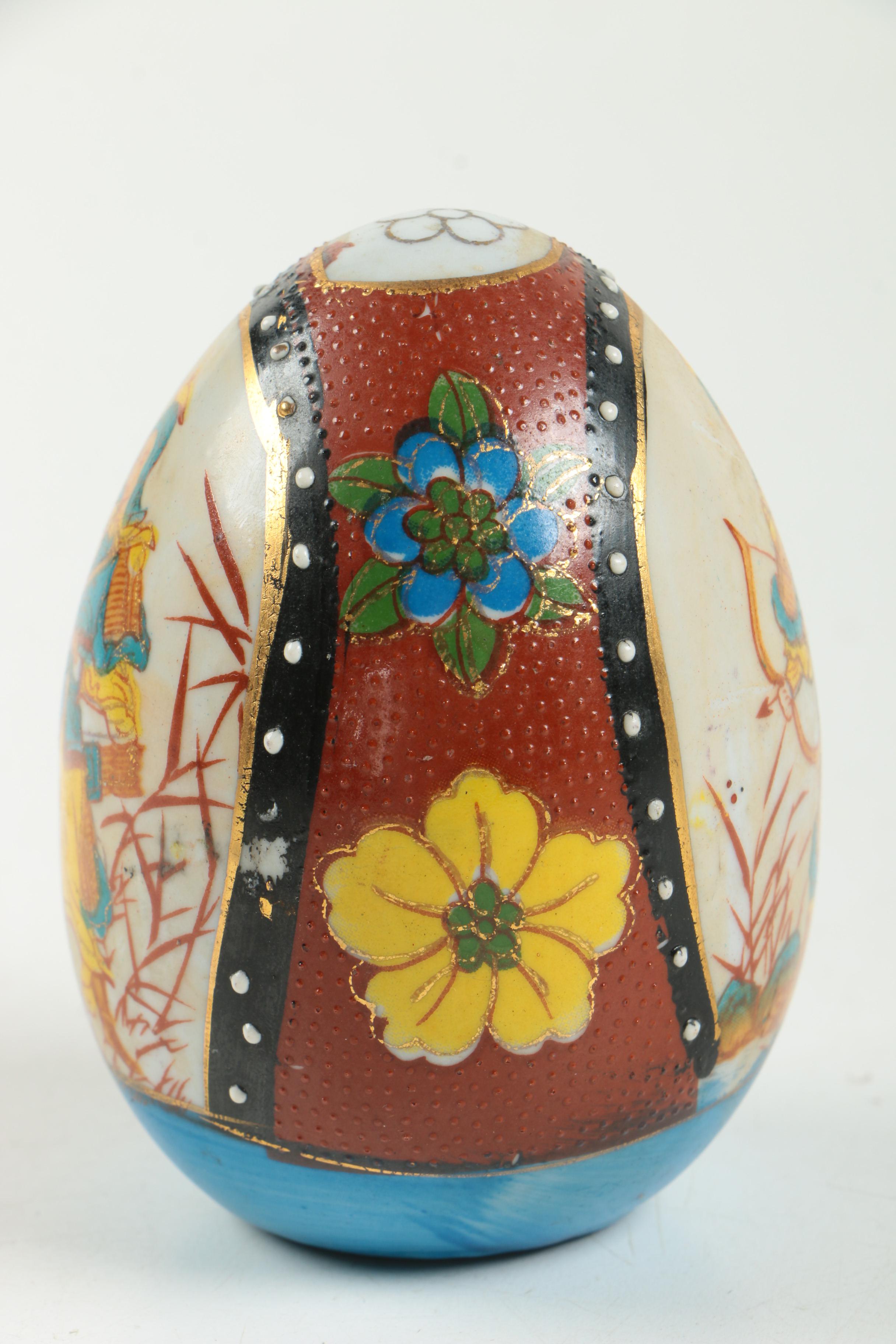Asian-Inspired Decorative Ceramic Egg | EBTH