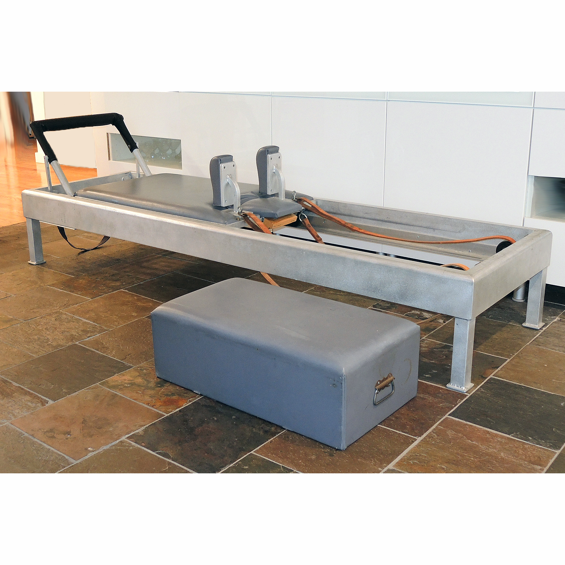 Gratz 86" Classic Reformer Pilates Machine EBTH