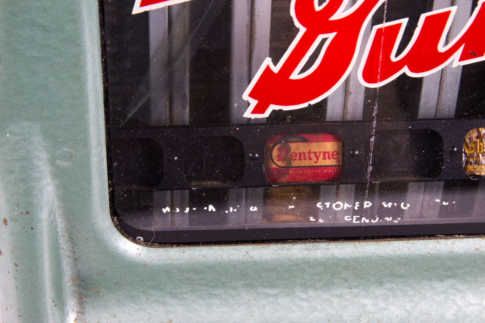 Vintage Stoner Fresh Gum Machine EBTH