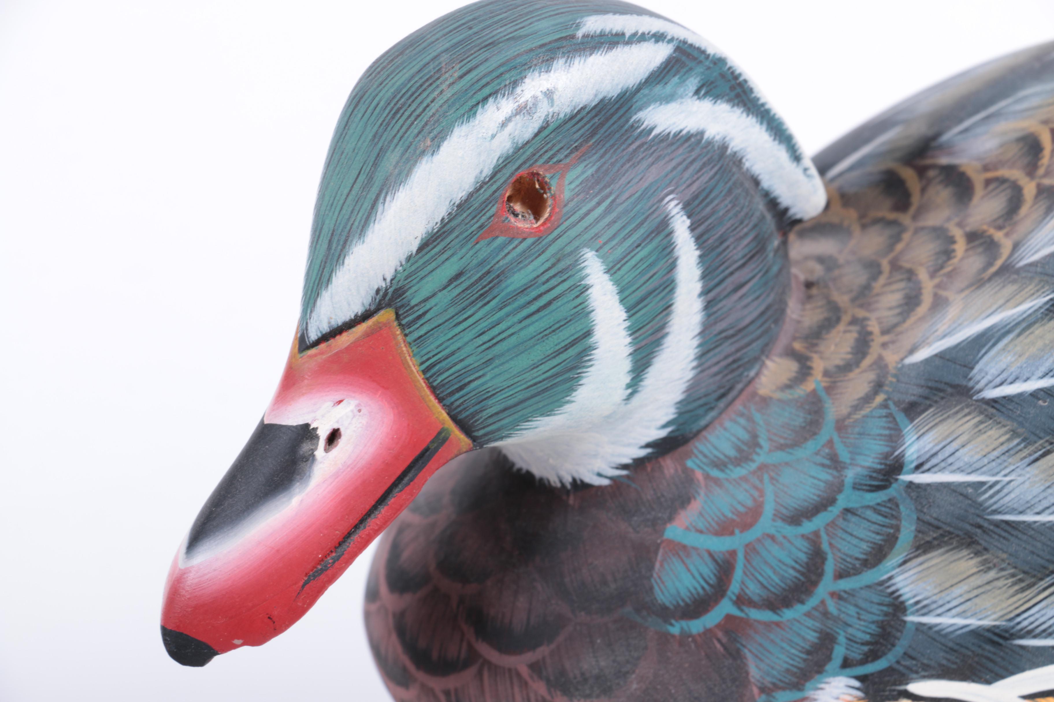 Hand-Carved Wooden Duck Decoys and Sculptures | EBTH