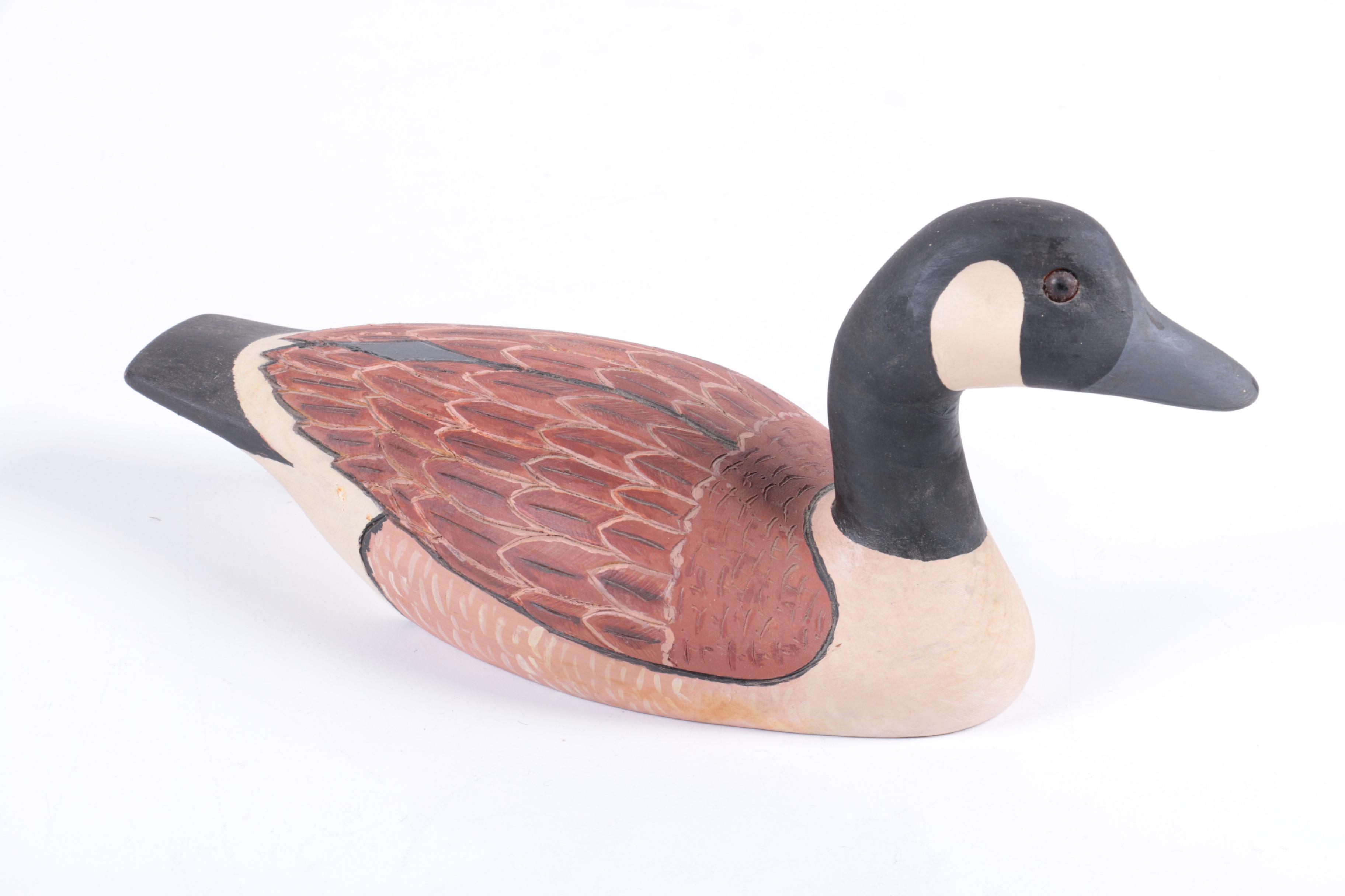 Hand-Carved Wooden Duck Decoys and Sculptures | EBTH