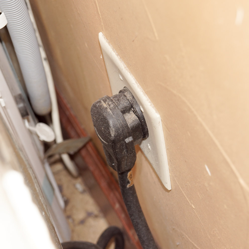 GE High Efficiency Washer and Dryer Set EBTH