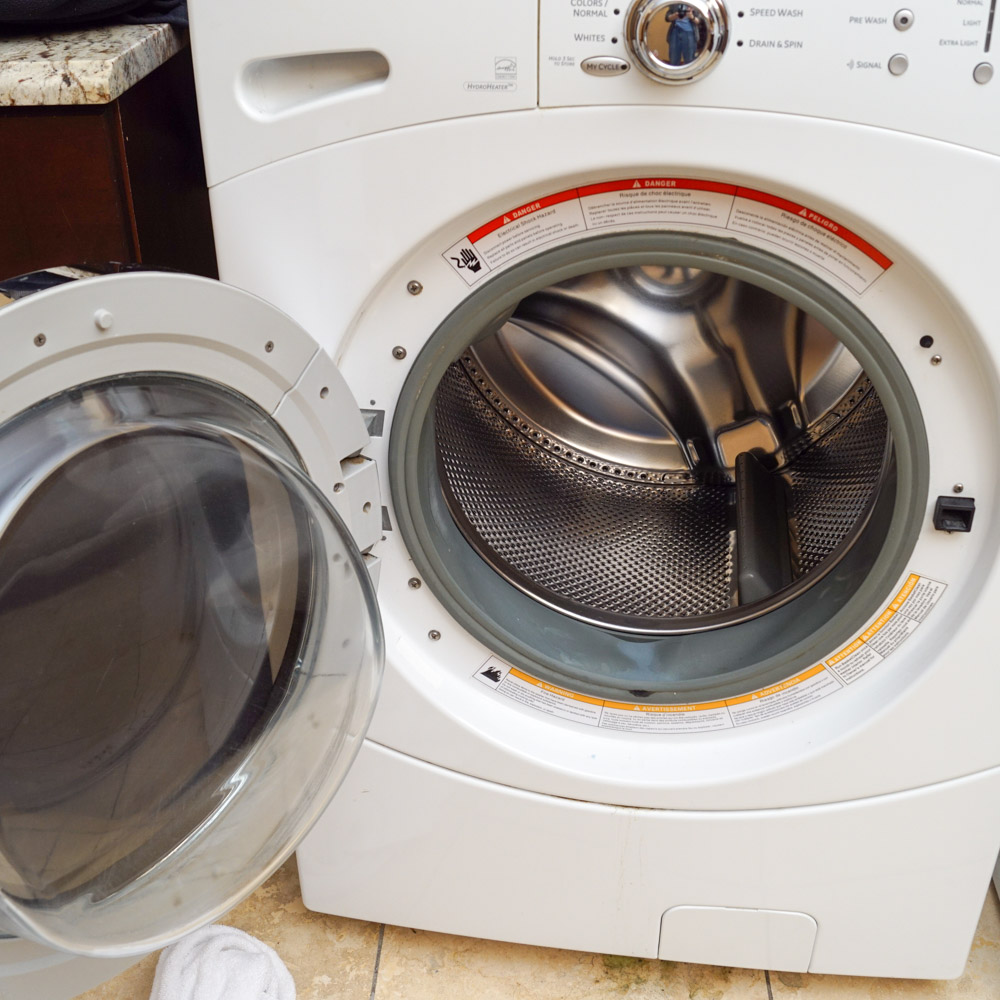 GE High Efficiency Washer and Dryer Set EBTH