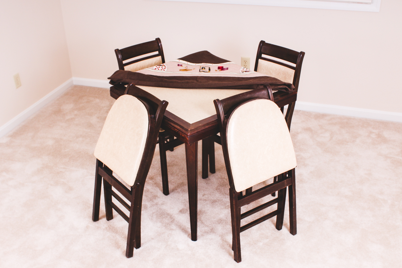 Vintage Card Table and Chairs by Stakmore EBTH