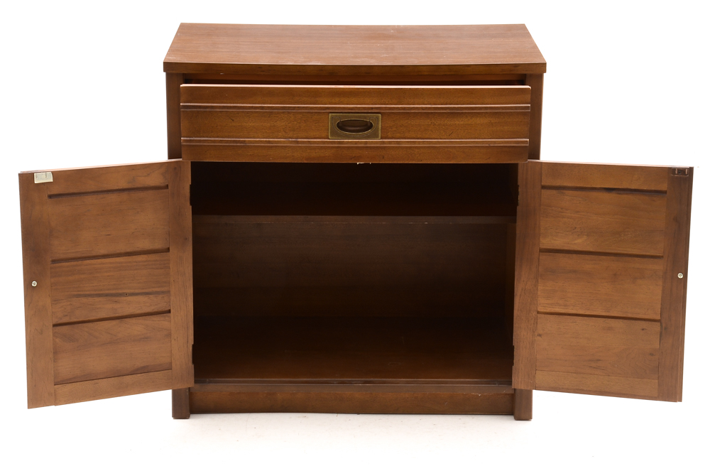 Thomasville Side Table EBTH