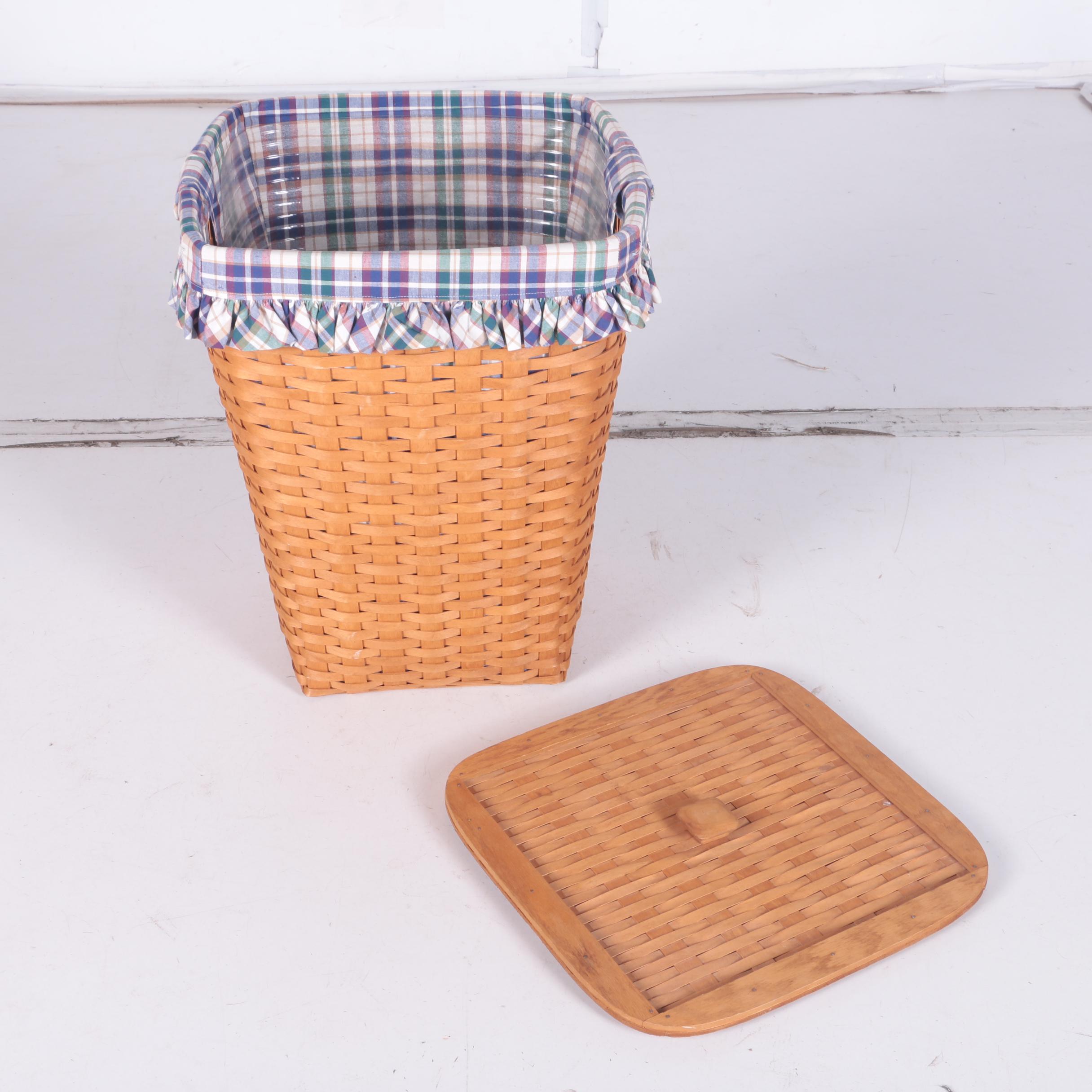 1993 Longaberger Laundry Basket with Cloth Lining EBTH