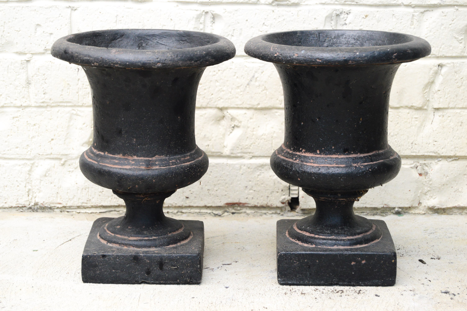 PEBA Tandem Cast Stone Black Planter Urns EBTH