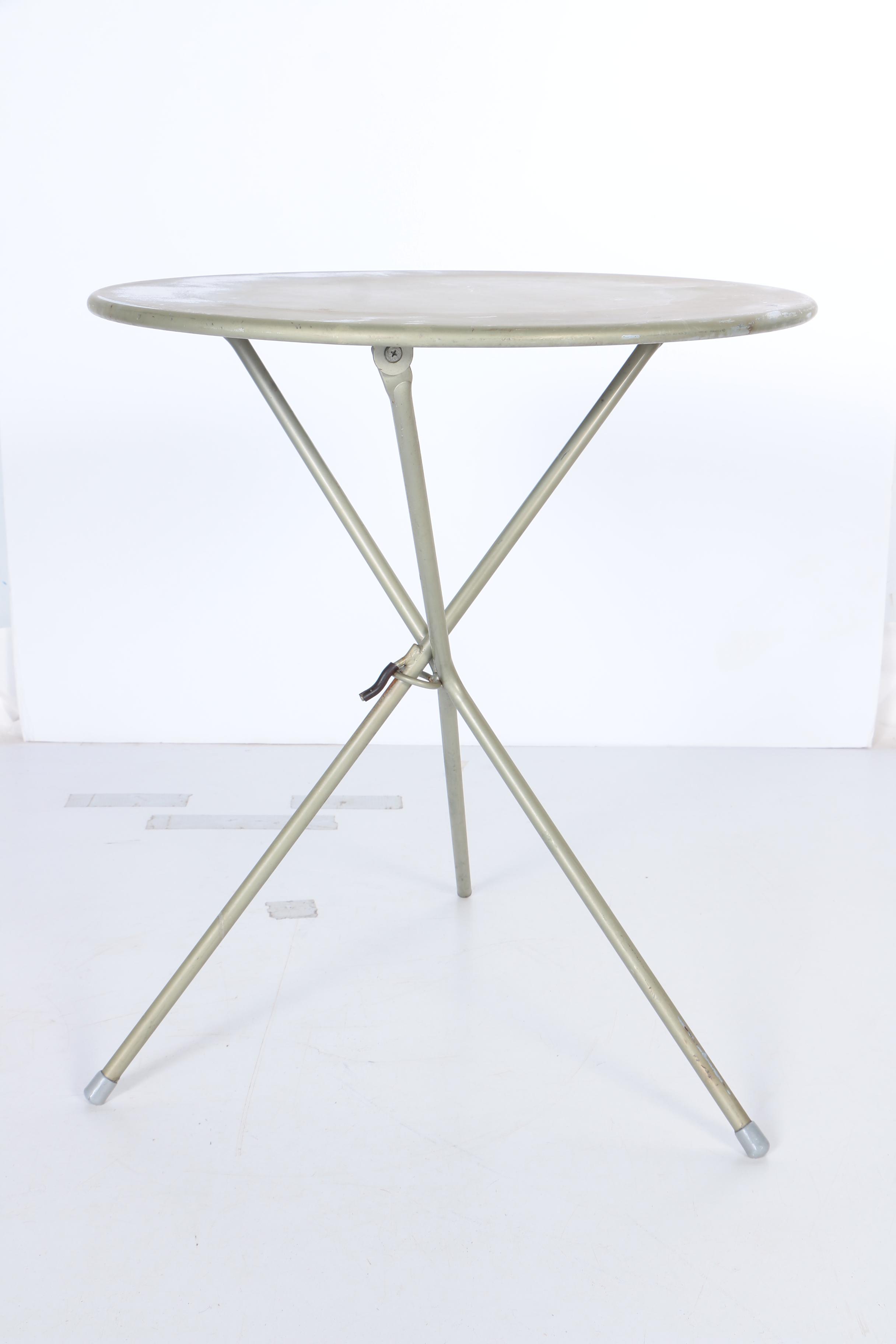 Collapsible Round Table EBTH