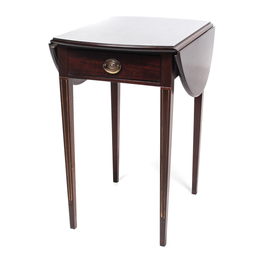 Hepplewhite Style Mahogany Drop Leaf End Table by Brandt Furniture EBTH