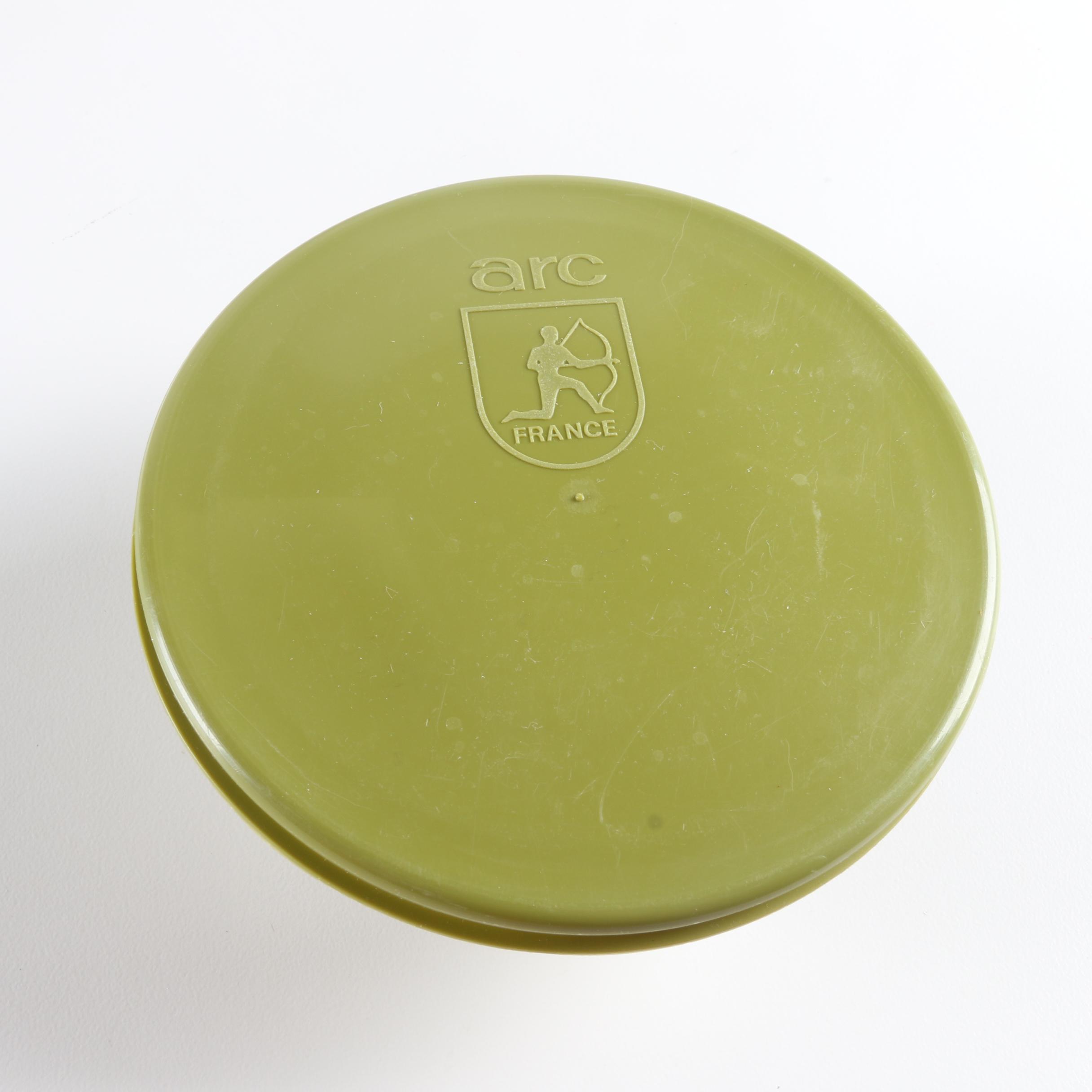 Assortment of Arc Glass Bowls with Plastic Lids EBTH