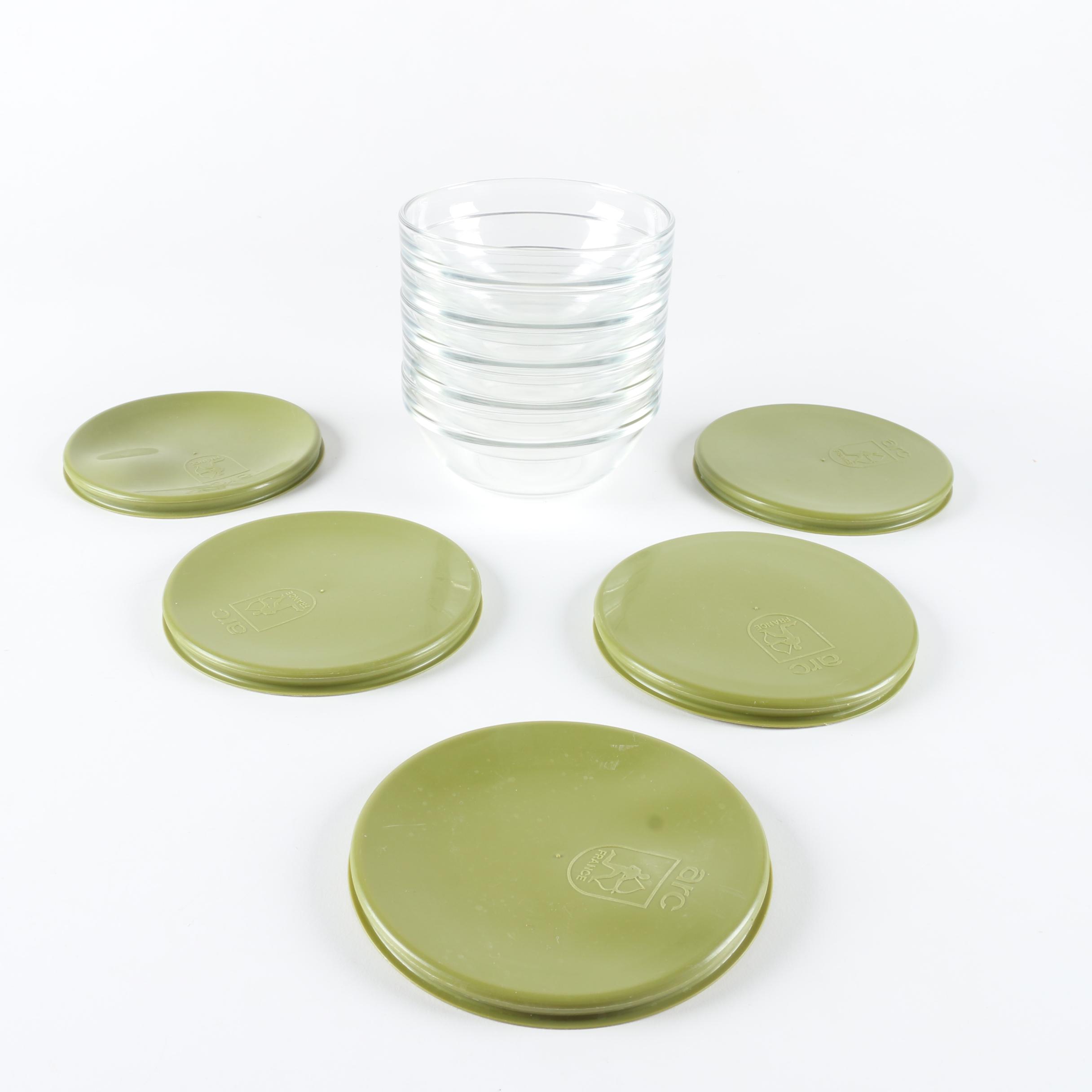 Assortment of Arc Glass Bowls with Plastic Lids EBTH