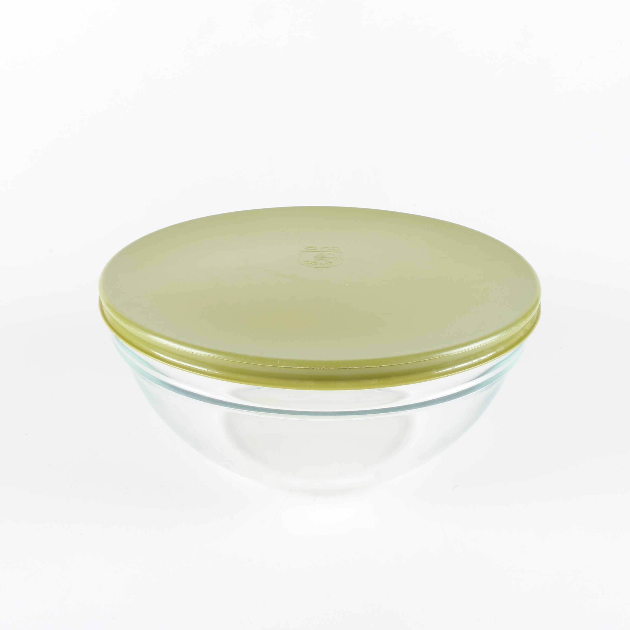 Assortment of Arc Glass Bowls with Plastic Lids EBTH