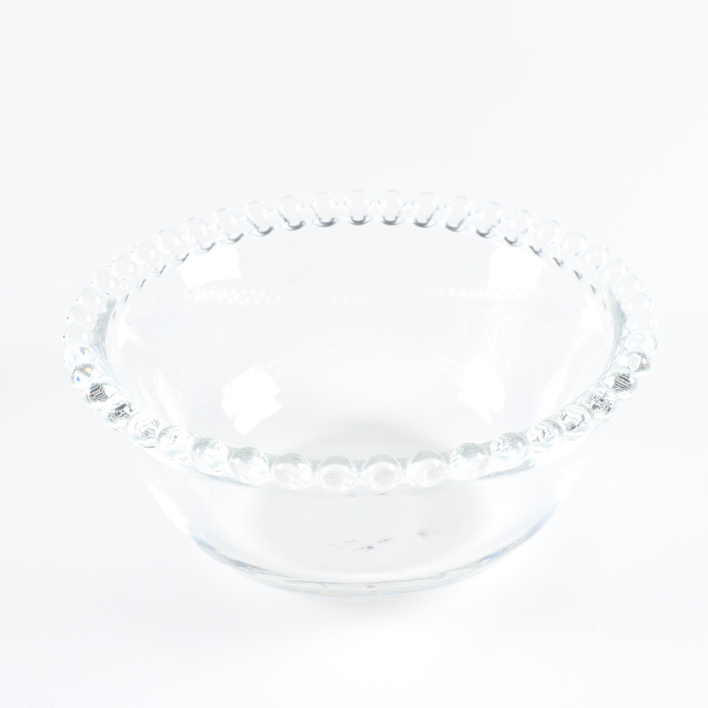 Assortment of Arc Glass Bowls with Plastic Lids EBTH